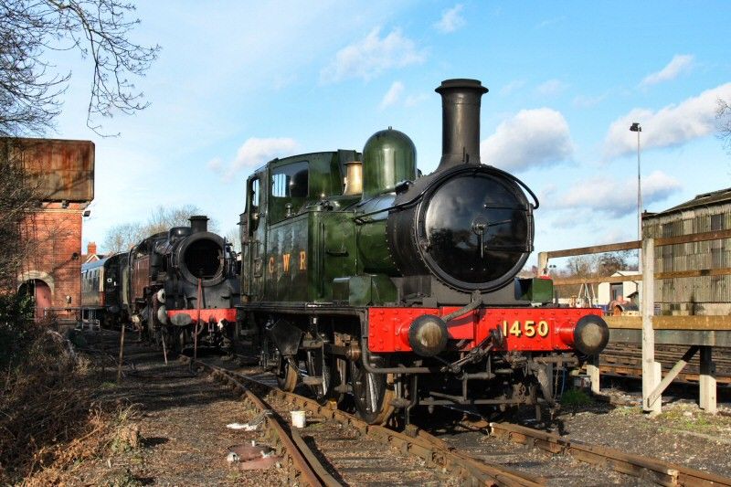 www.bluebell_railway.co.uk_bluebell_pic2_wn_2008_1450_sp_jonb_12jan08.jpg