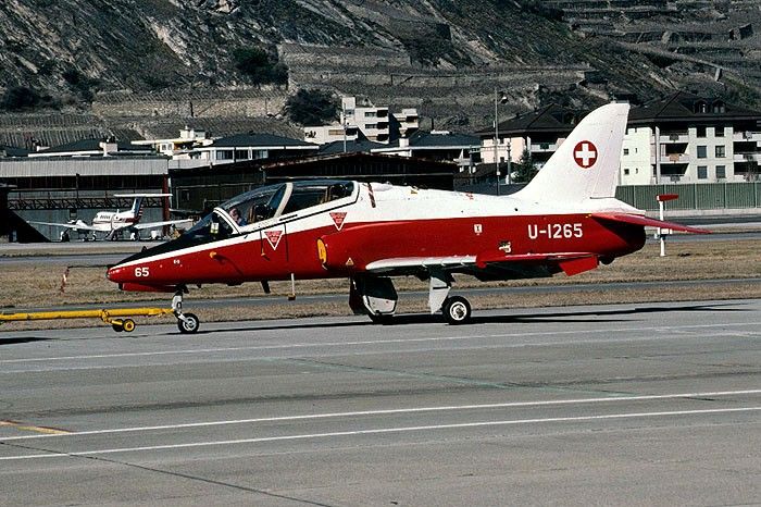 www.cavok_aviation_photos.net_Switzerland_HawkT66_U1265.jpg