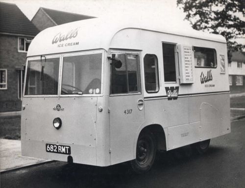 www.milkfloats.org.uk_682RMT1.jpg