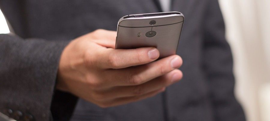 www.omicrono.com_wp_content_uploads_2016_02_telefono_movil.jpg