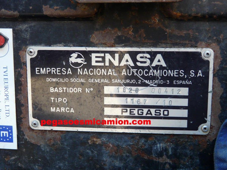 www.pegasoesmicamion.com_pegaso_20comet_20cavero_pegaso_201187_201.jpg