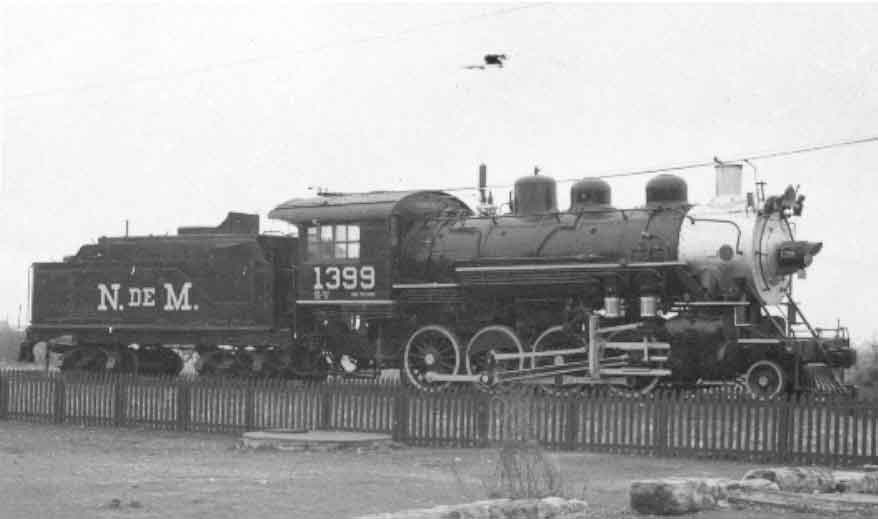 www.steamlocomotive.com_consolidation_ndm1399.jpg