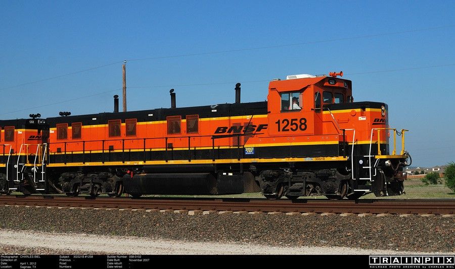 www.trainpix.com_bnsf_NREORIG_3GS21B_19201140_1258.JPG