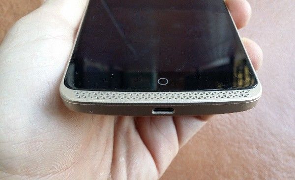 www.tuexperto.com_wp_content_uploads_2016_01_ZTE_Axon_Elite_09.jpg