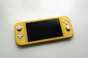 yuda-con-nintendo-switch-lite-que-no-carga-300x200.jpg