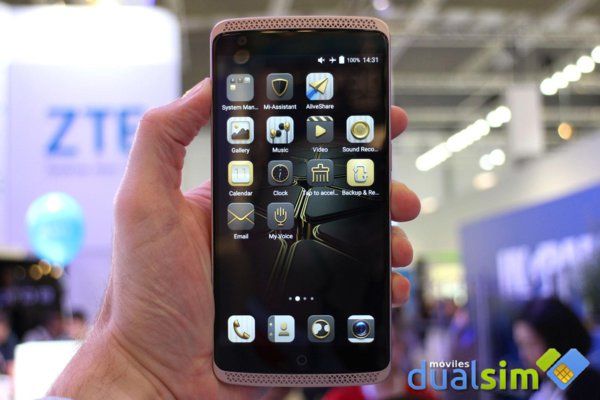 zte-axon-elite-3-1500x1000.jpg