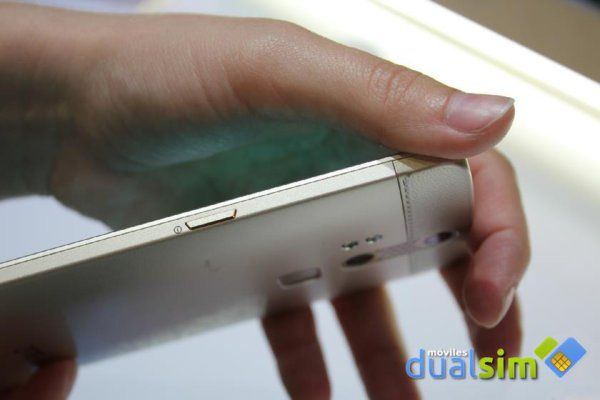 ZTE-Axon-Elite-AH-7.jpg