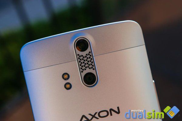 ZTE-Axon-Phone-2-840x560.jpg
