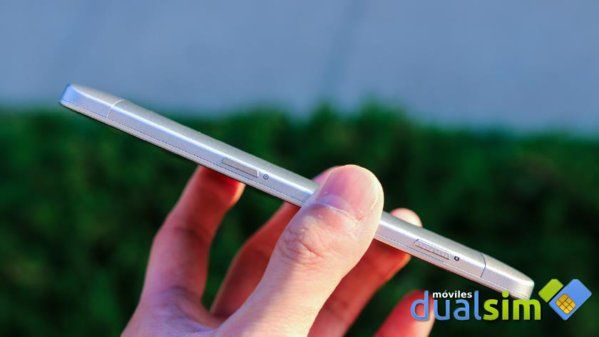 ZTE-Axon-Phone-22-1280x720.jpg