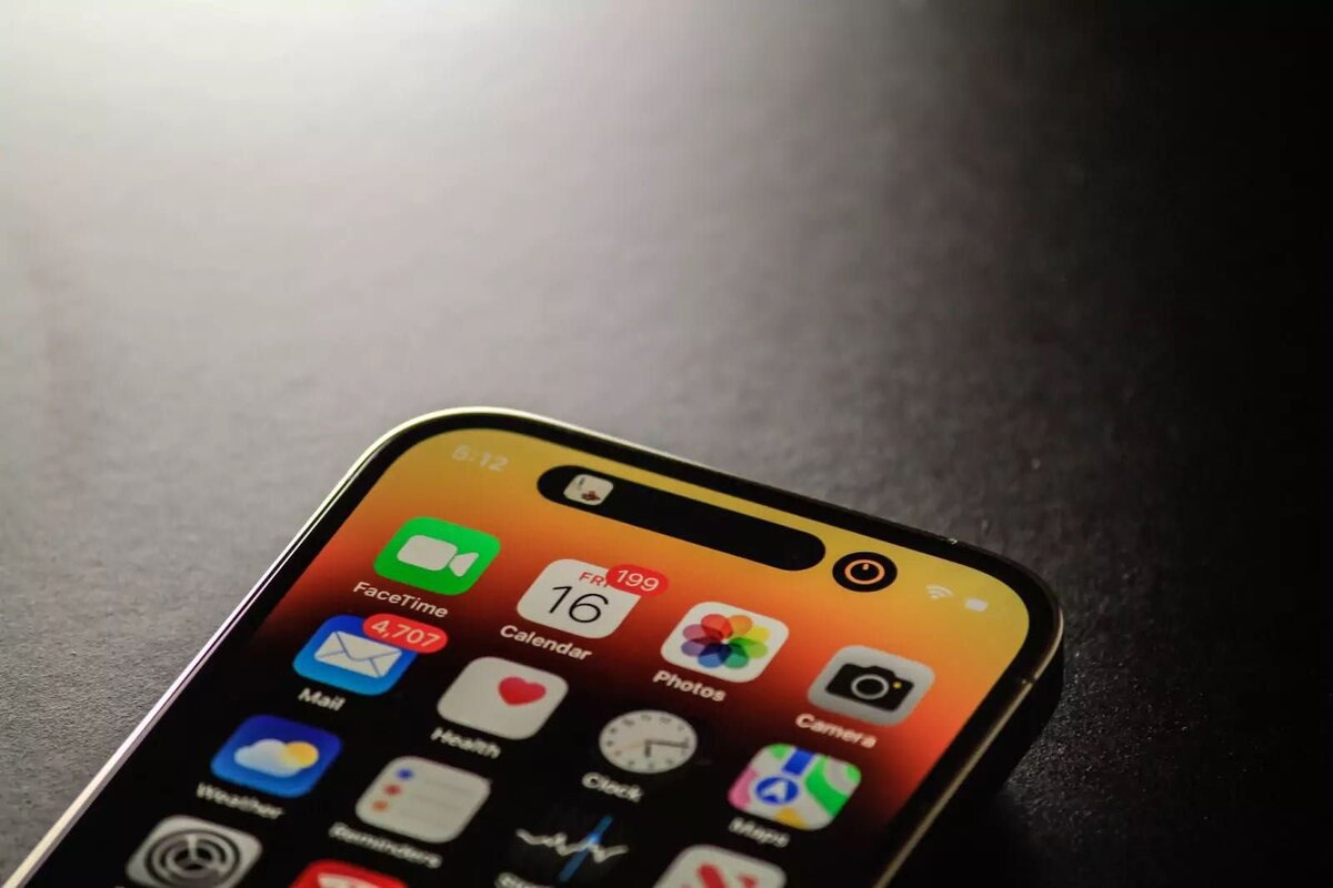 zzi-iphone-15-pro-vendere-iphone-15-plus-v3-628121.jpg