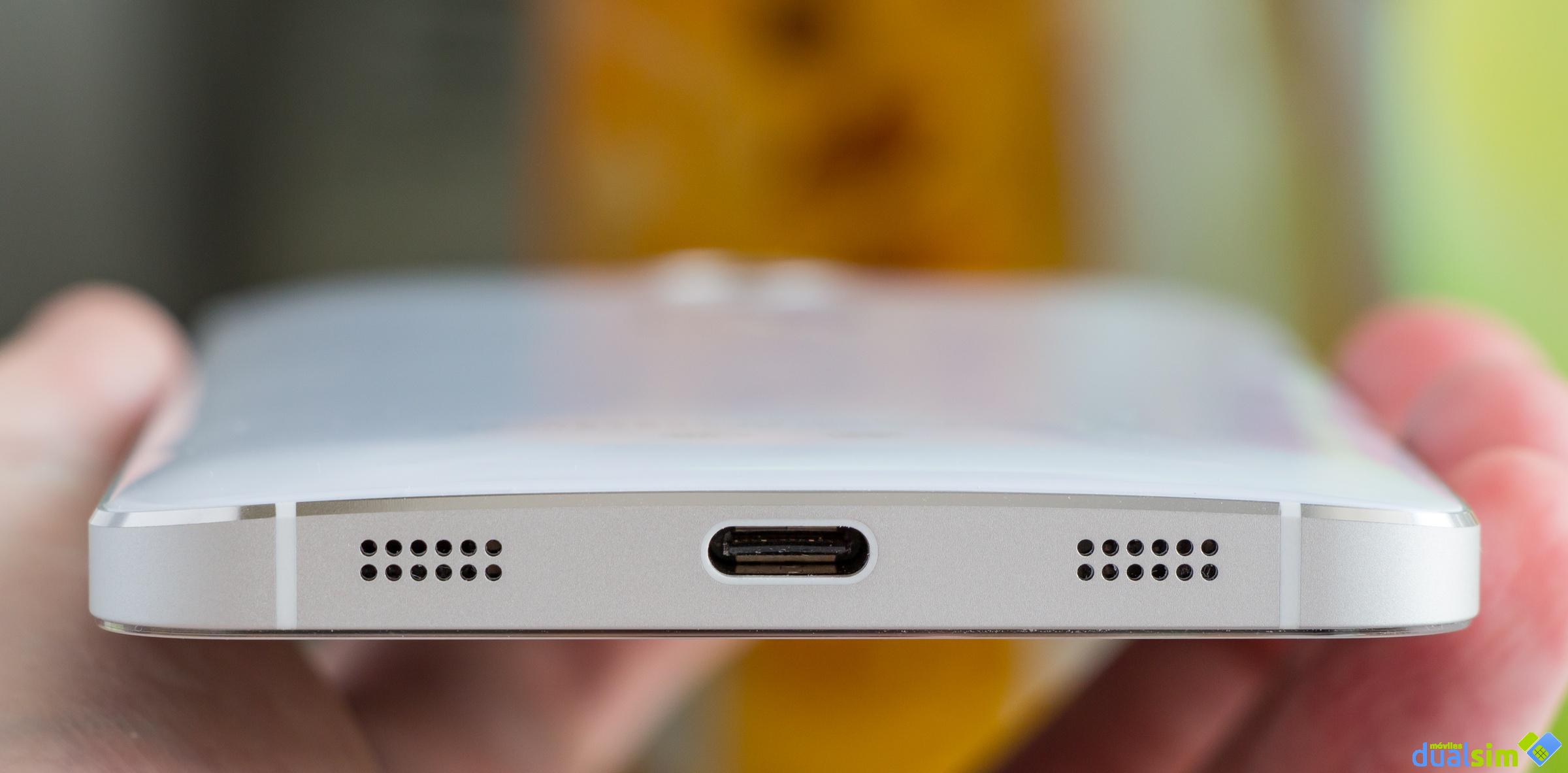 Apple podría adoptar USB-C para los iPhone 14 / 14 Plus: ¿El fin del conector Lightning?