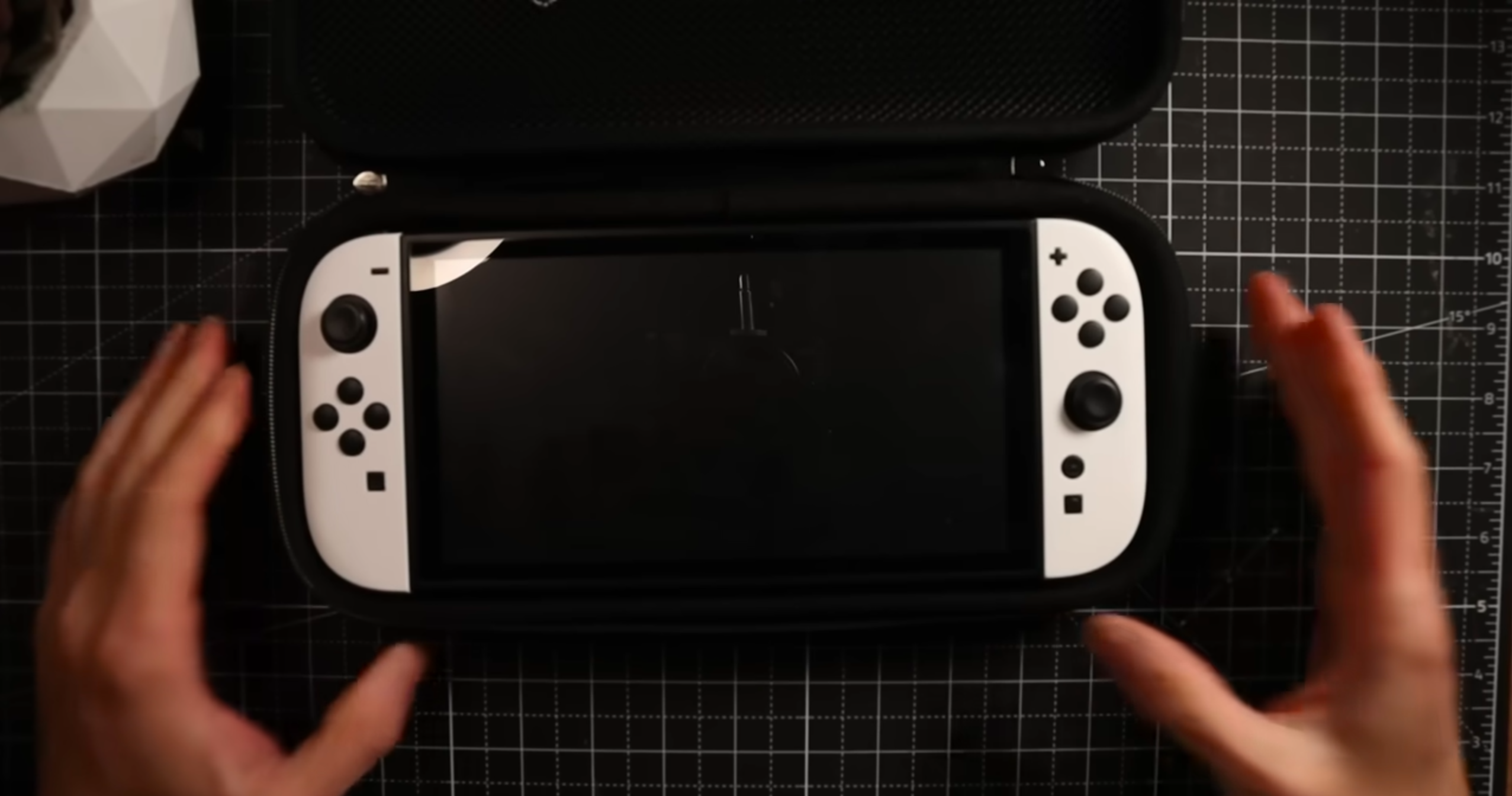¡Descubre todos los secretos filtrados de la Nintendo Switch 2: diseño, pantalla, Joy-Con y más!