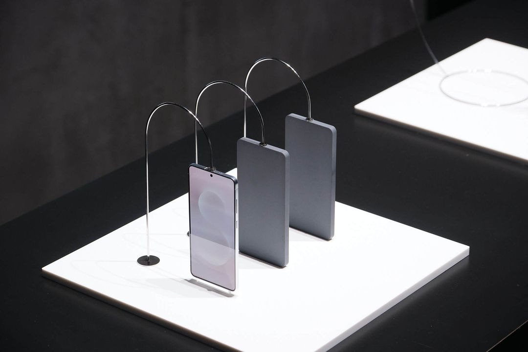 Galaxy S25 Edge: Samsung pospone el lanzamiento y revela precios y colores
