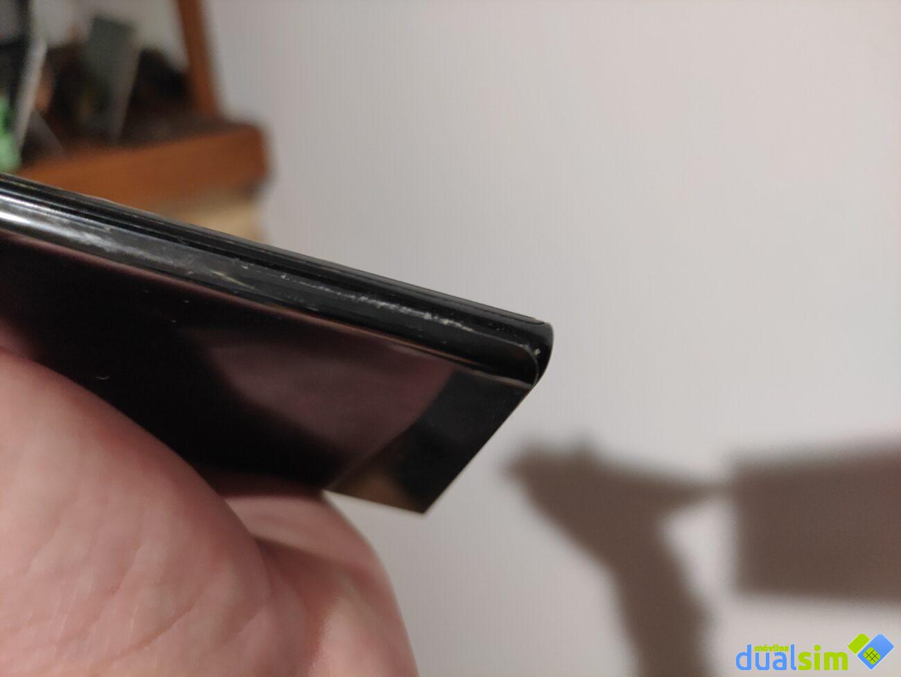A mi Galaxy Note Ultra 5G se le ha hinchado la batería a tal punto que puede incendiarse