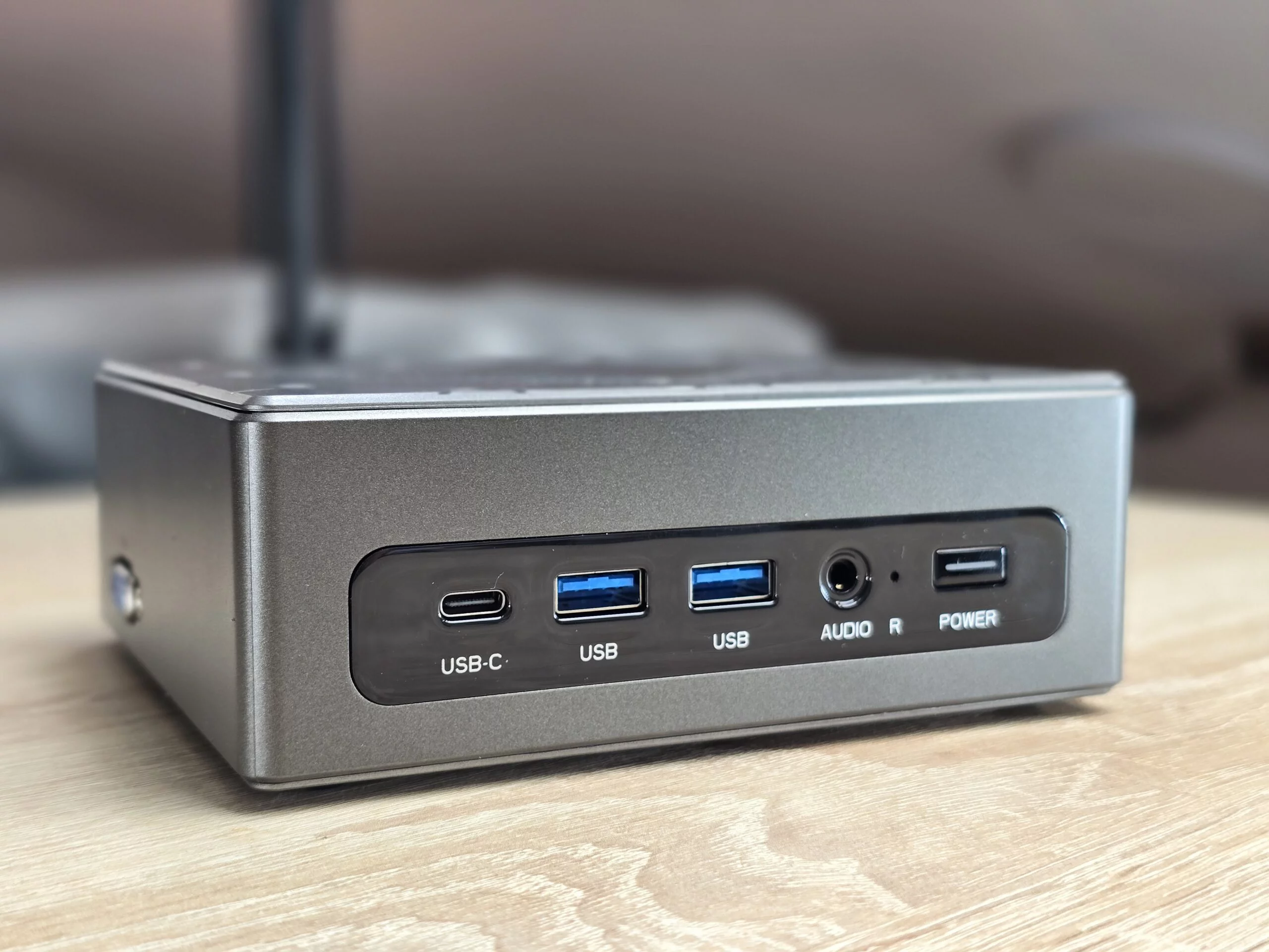 Análisis NiPoGi CK10: Un potente Mini PC con un Intel Core i5 y 32GB de memoria RAM