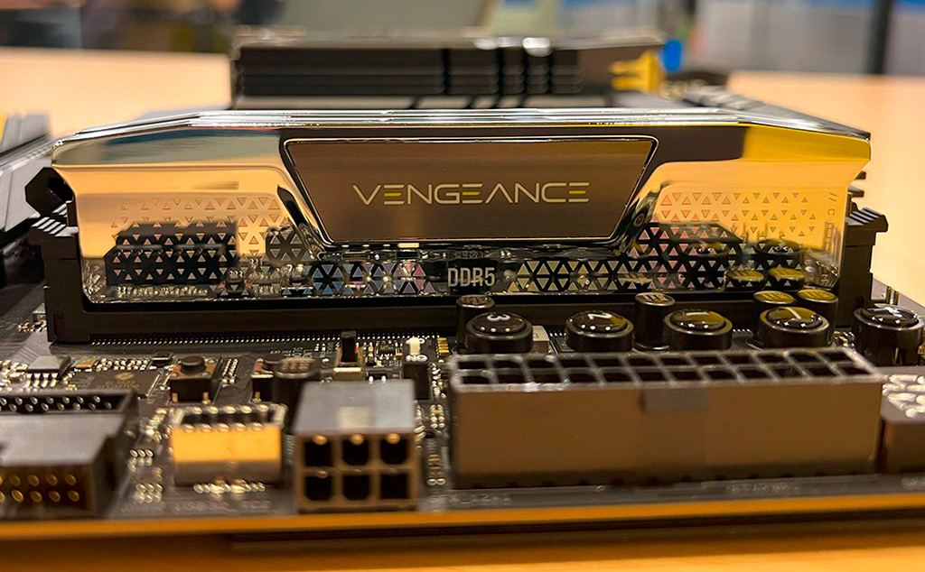 ¡Nuevas DDR5 CUDIMM de CORSAIR Vengeance: velocidad extrema de hasta 10,000 MT/s!