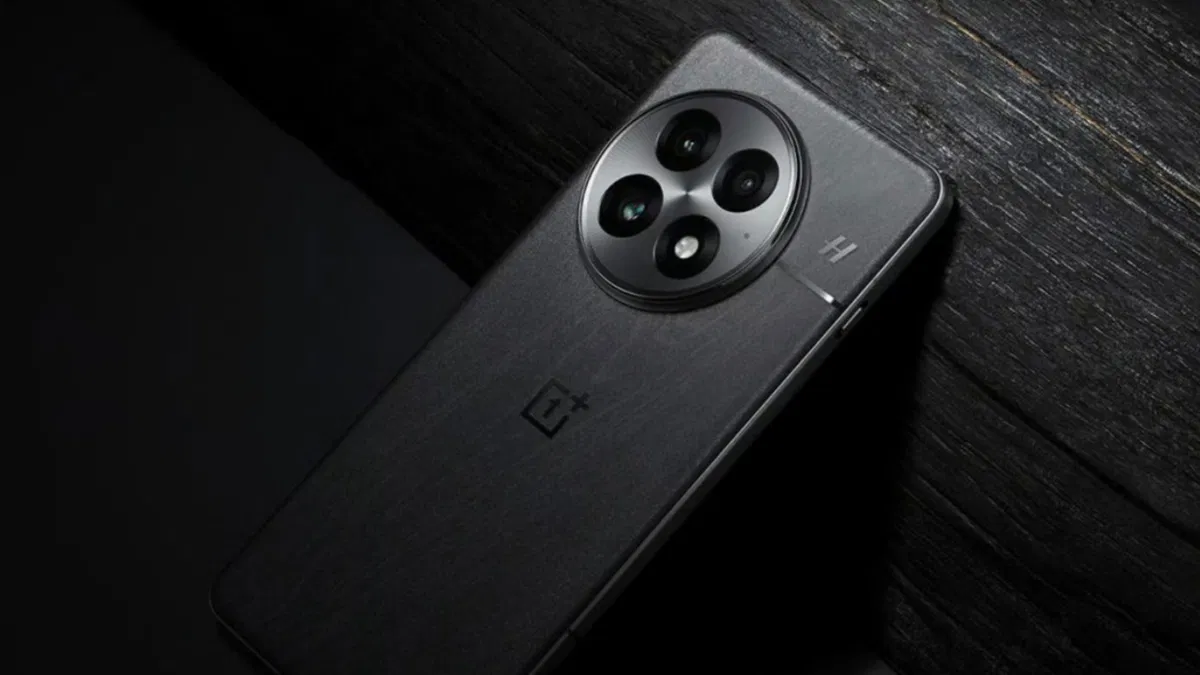 OnePlus 13 deslumbra con su potente batería de 6,000mAh y carga de 100W