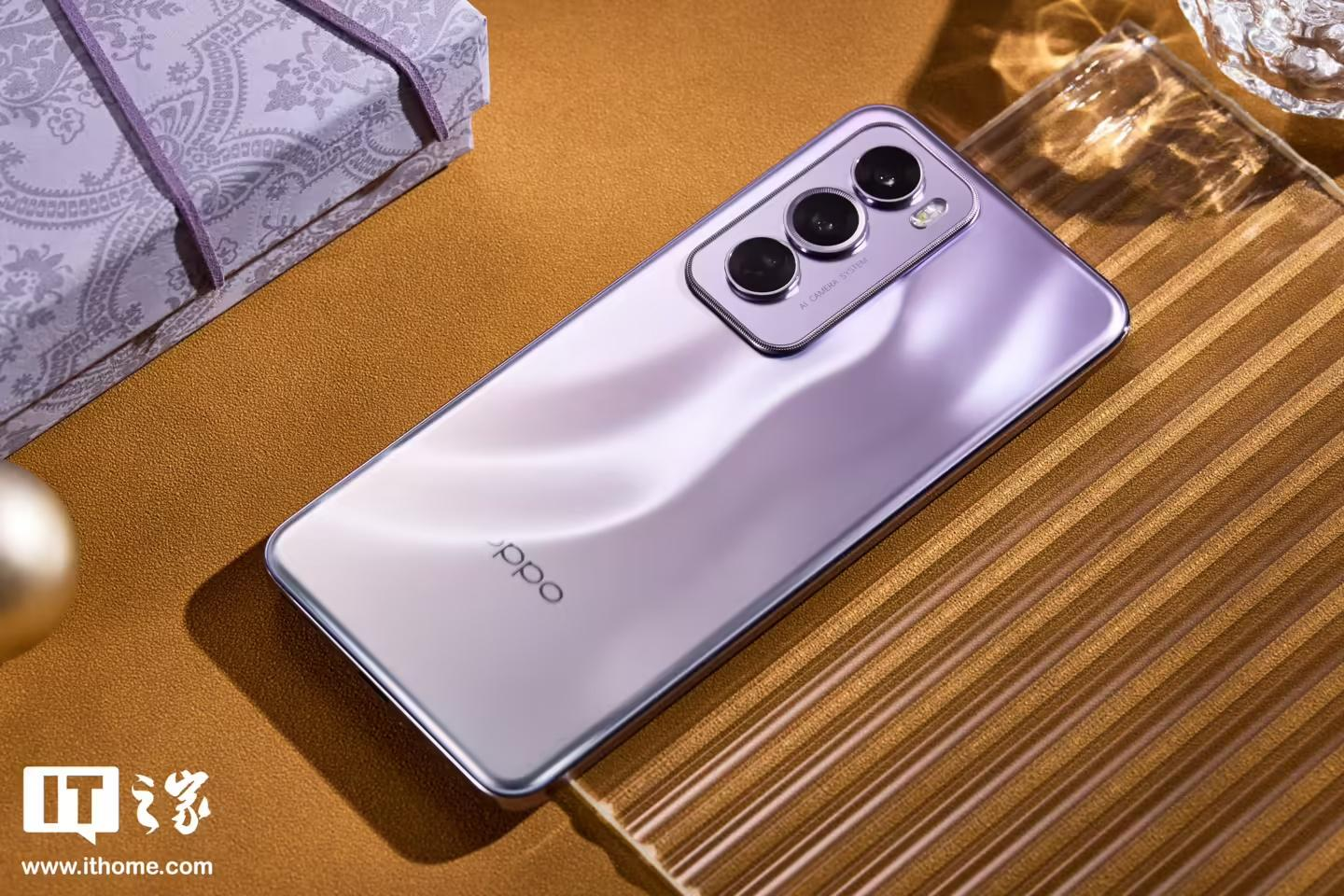 Oppo Reno 13: ¡Sorprendente diseño de cámara en la esquina superior!