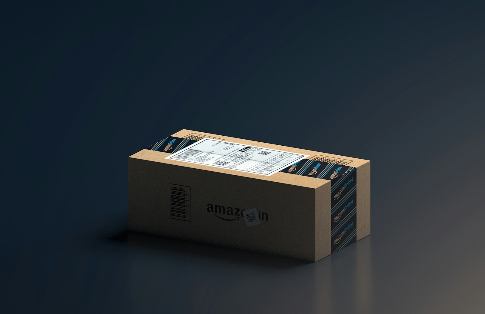 Caja de Amazon sobre un escritorio