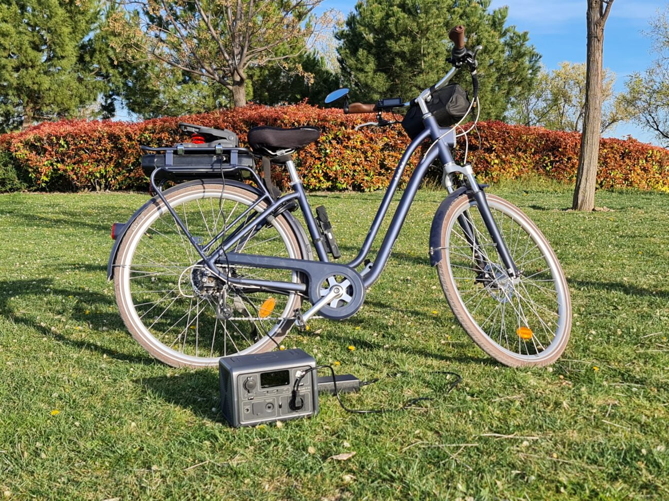 Recarga de bici eléctrica con un generador solar EB3A