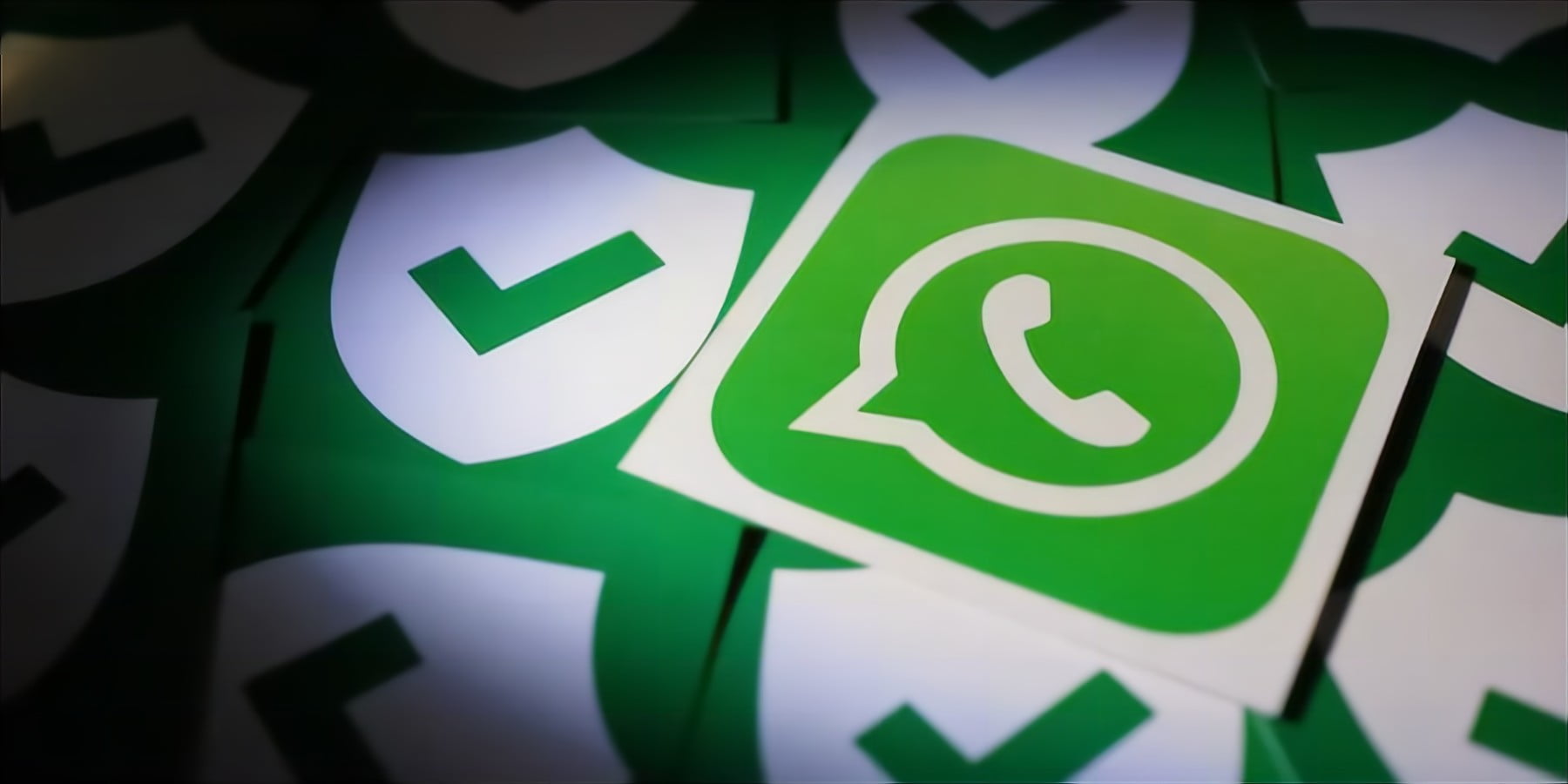 Wahtsapp permite borrar mensajes de grupos