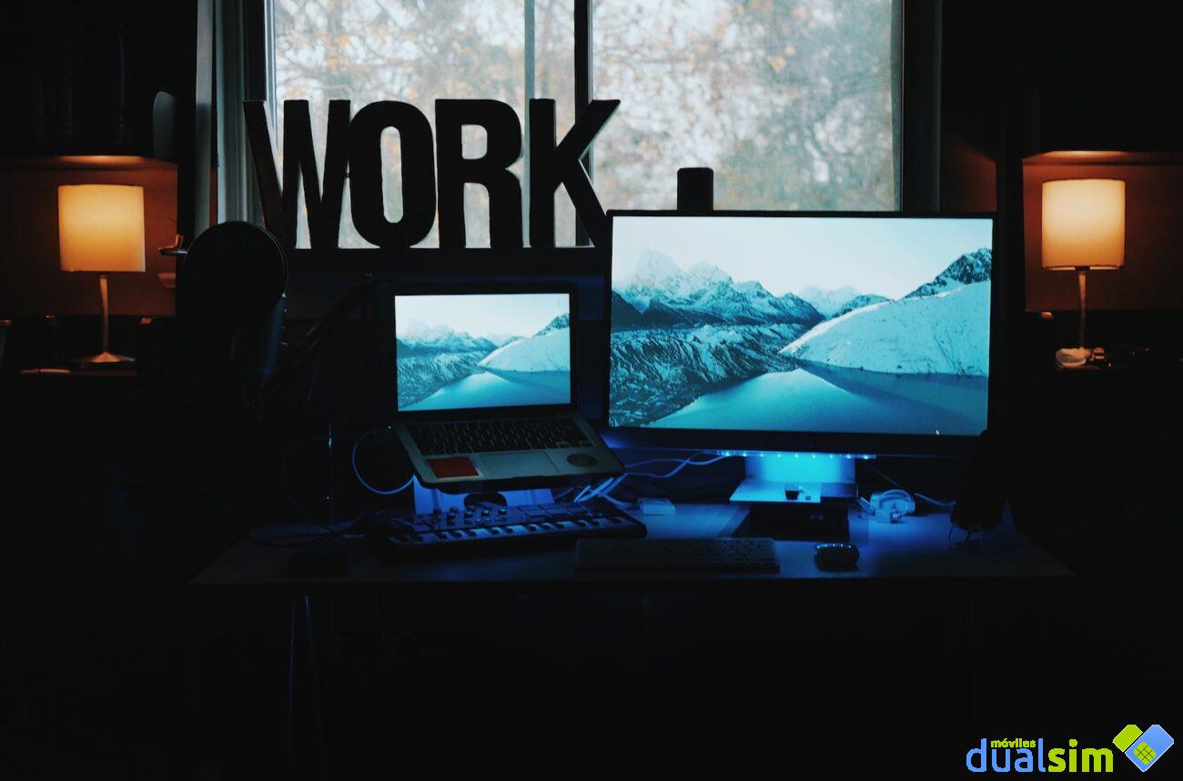 shallow focus photography of computer monitor