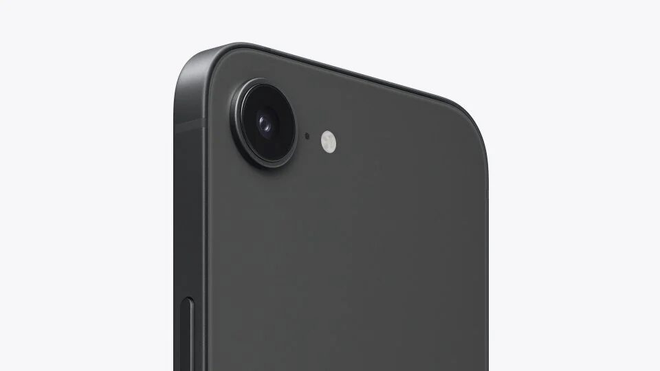 Apple iPhone 17e