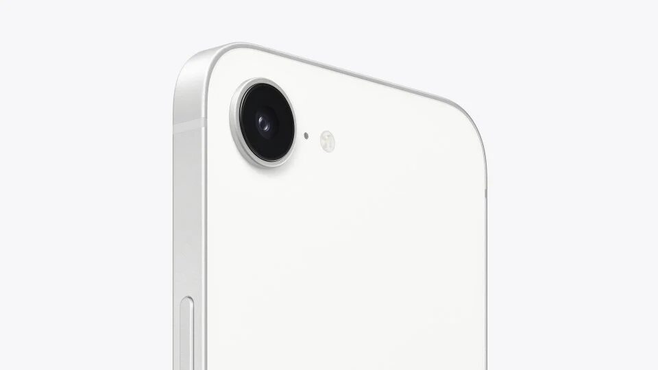 Apple iPhone 17e