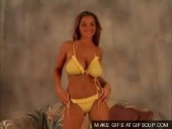 christine-model-bikini-o.jpg