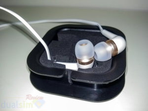 Auriculares (1).jpg