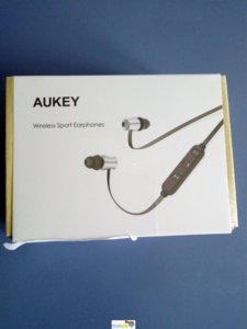 AUKEY EP-B37 02.jpg