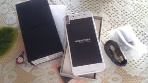 premio HOMTOM.jpg