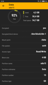 Screenshot_2017-12-21-18-38-34-895_me.kuder.diskinfo.png