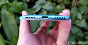 Xiaomi-Mi-A2-usb-type-c-copia.jpg