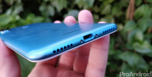 Xiaomi-Mi-A2-marco-inferior-copia.jpg