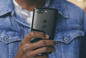 oneplus-5t-real-rear.jpg