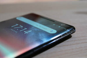 nokia-8-sirocco-pantalla.jpg