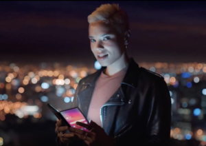 samsung-movil-plegable.png