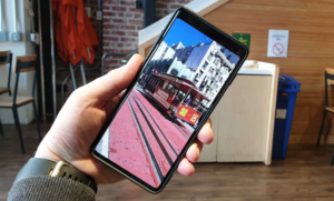 Galaxy-S10-infinity-O.png