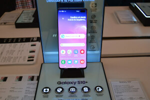 Galaxy-S10-1.jpg