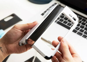 Galaxy-Fold-fundas-1.jpg