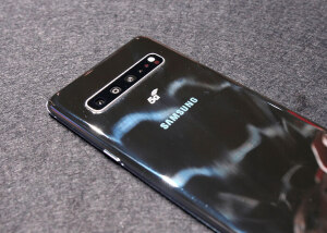 s10-5g.jpg