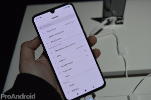 Xiaomi-Mi-9-pantalla.png