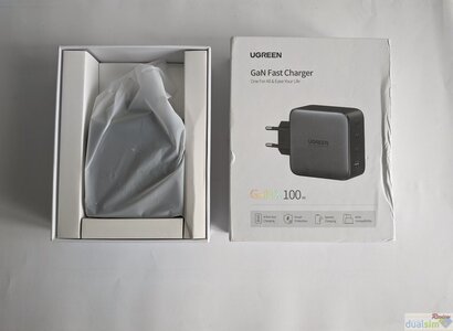 CARGADOR UGREEN 01.jpg
